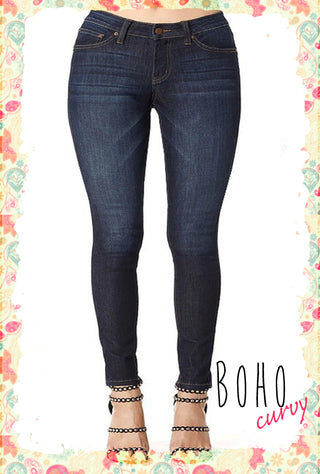 Fabulous Forever Mid-Rise Curvy Jeans